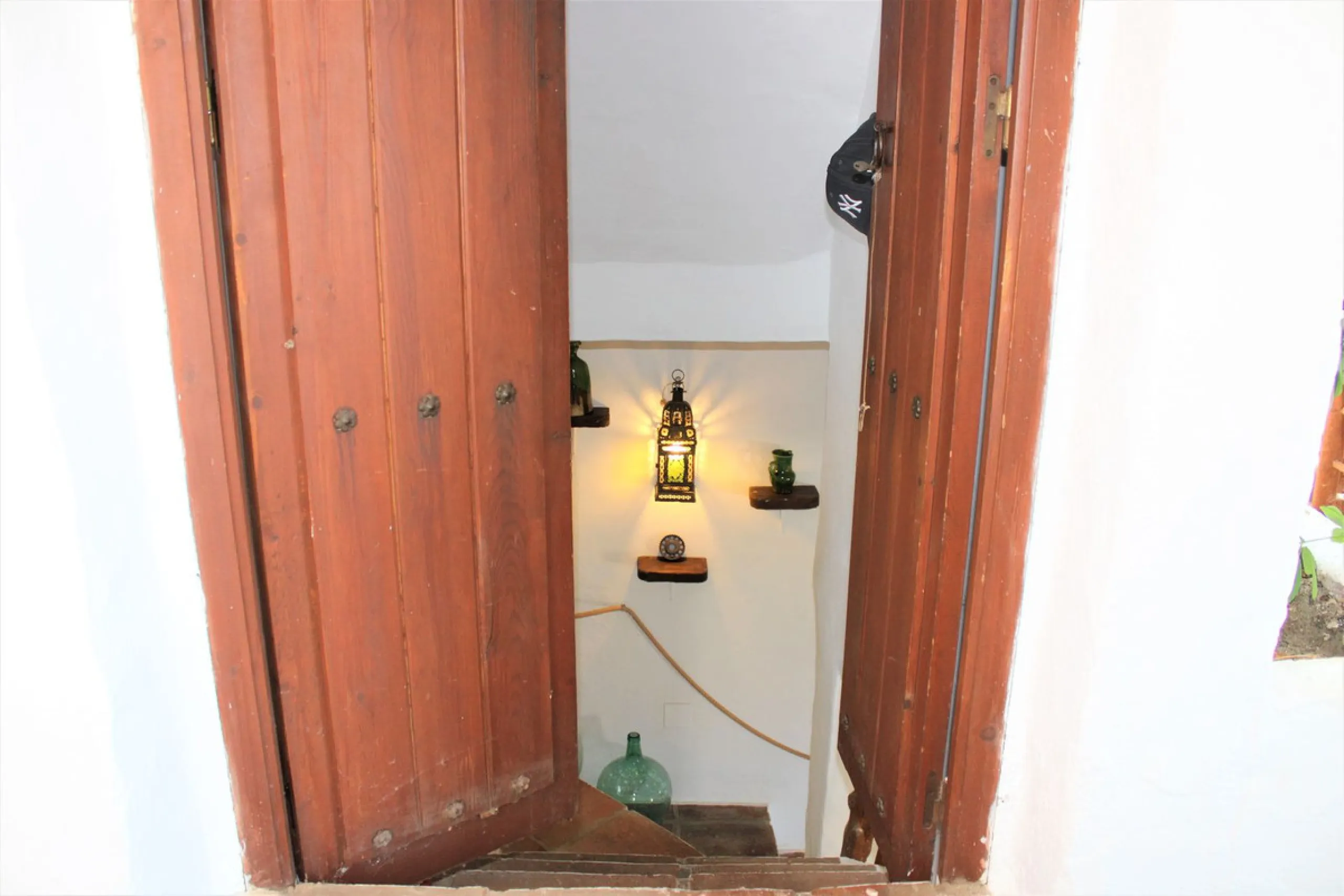 House - Detached Villa в продаже в Frigiliana, Málaga. В доме 3 спален и 3 ванных комнат. Площадь дома 423 м². Площадь участка 12109 м²