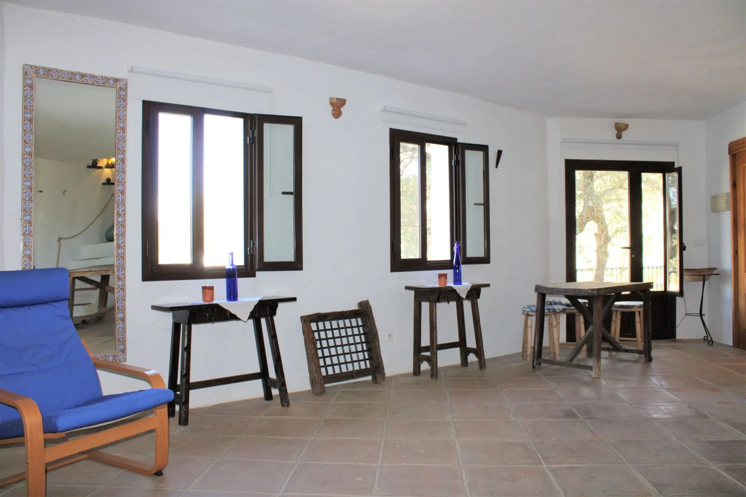 House - Detached Villa в продаже в Frigiliana, Málaga. В доме 3 спален и 3 ванных комнат. Площадь дома 423 м². Площадь участка 12109 м²