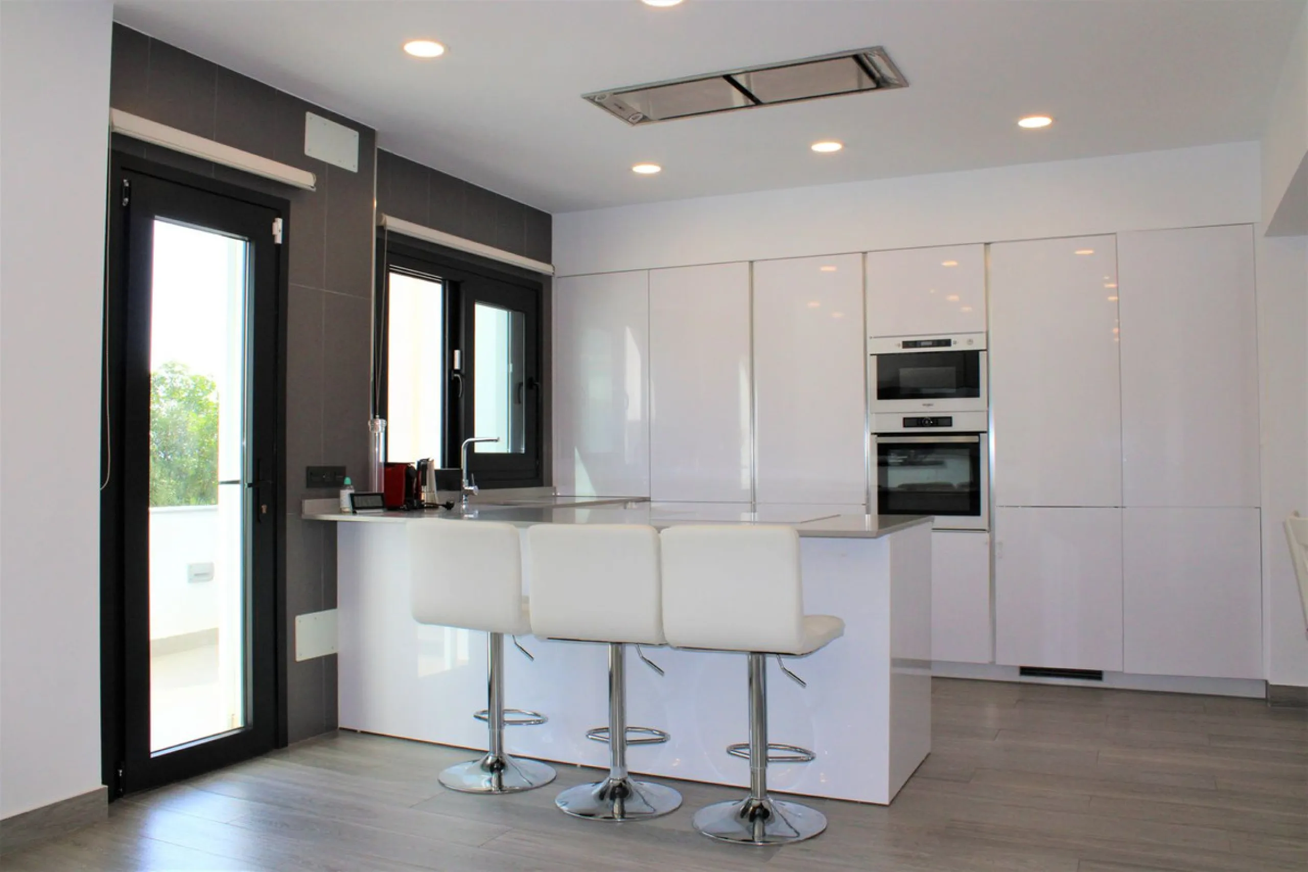 Luxurious and elegant pool villa in Nerja