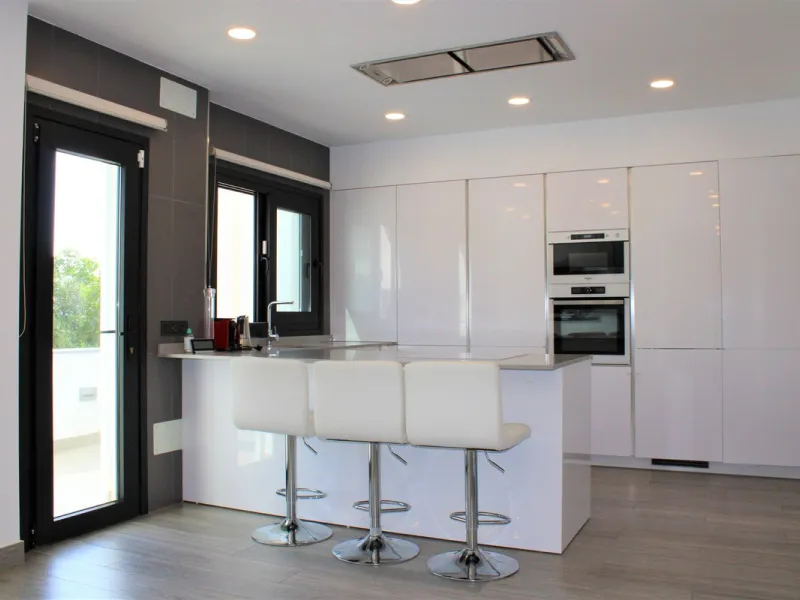 Luxurious and elegant pool villa in Nerja