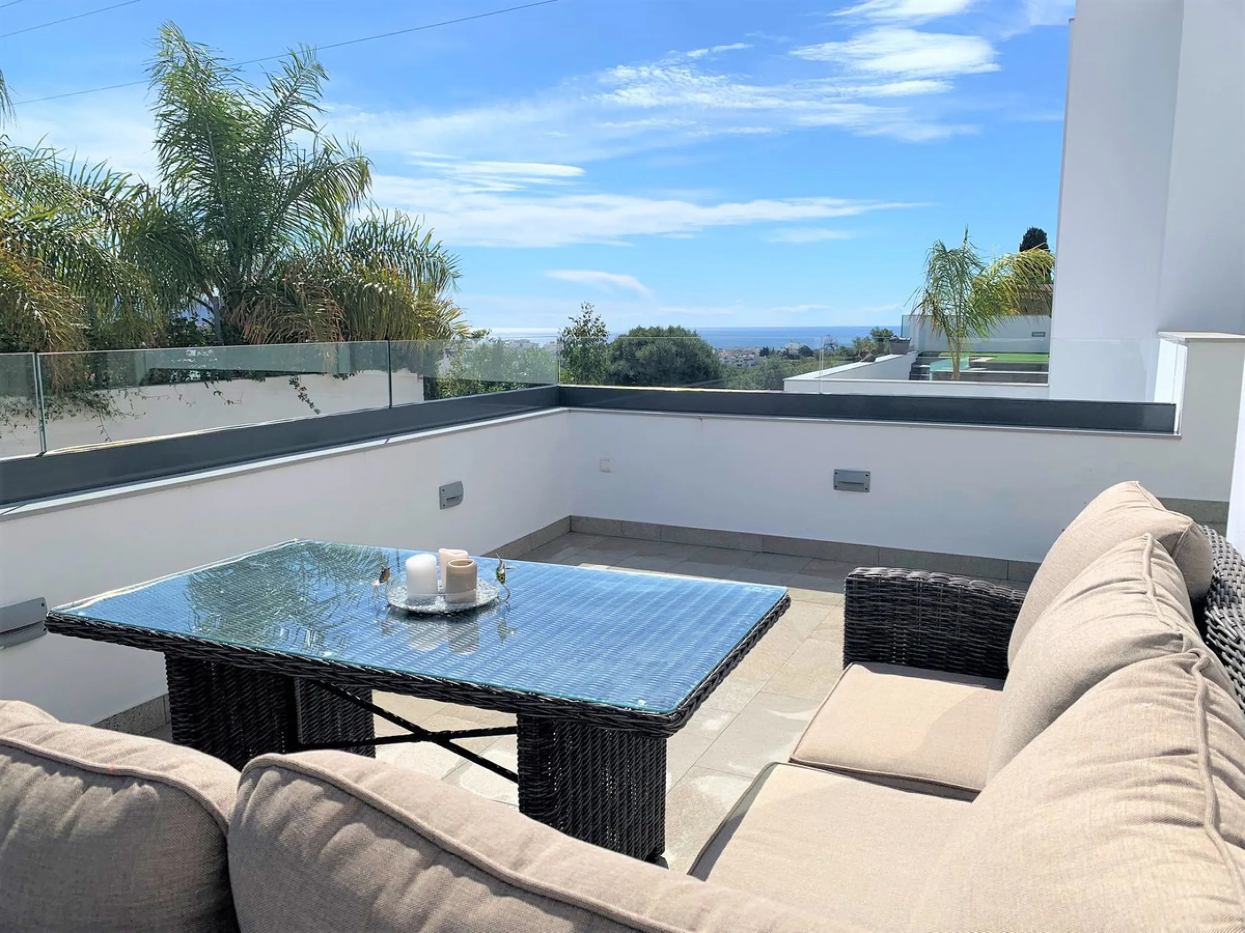 Luxurious and elegant pool villa in Nerja