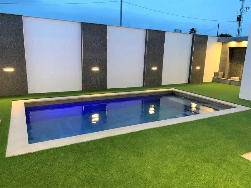 Luxurious and elegant pool villa in Nerja