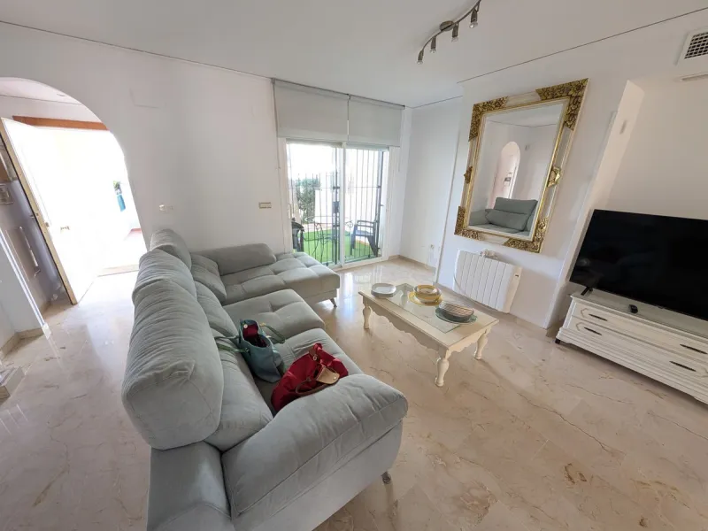 Large Town House only 150 metres from the lovely dunes beaches in Costabella,close to shops and 10 minutes drive to Marbella Town,private garage for 3 cars.