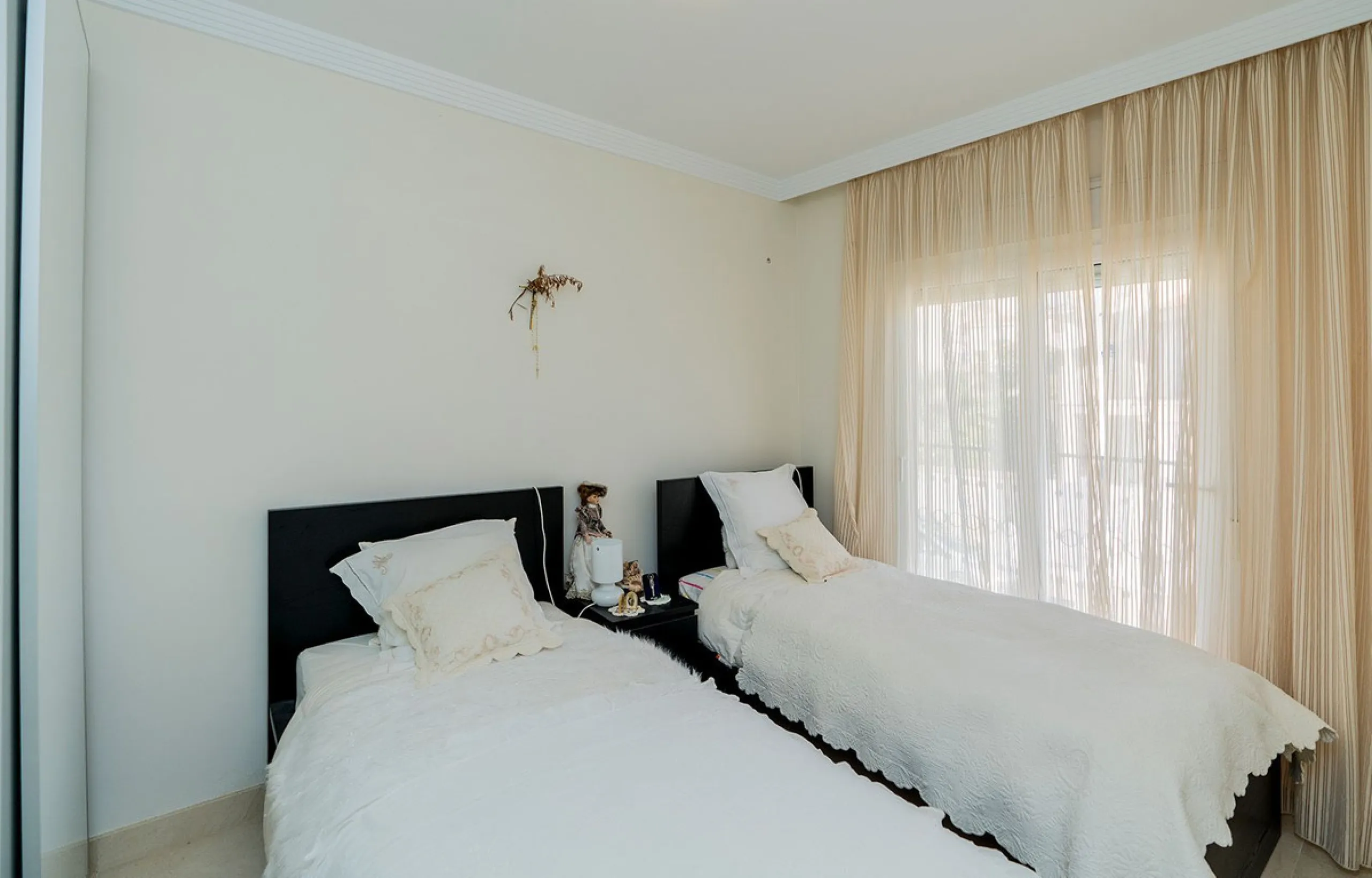 House - Semi-Detached House в продаже в Mijas, Málaga. В доме 3 спален и 3 ванных комнат. Площадь дома 115 м². Площадь участка 42 м²