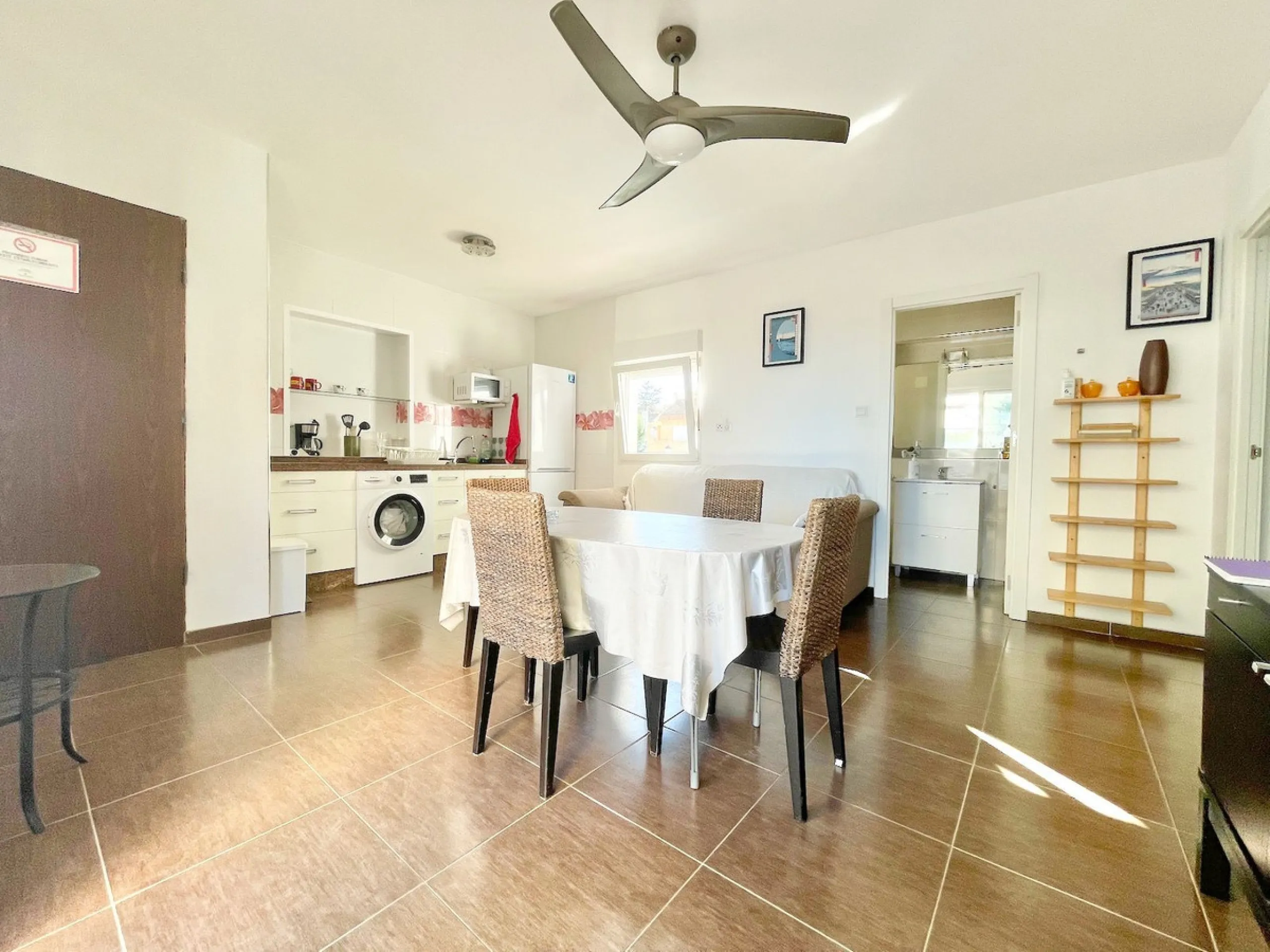 HOUSE WITH SEA VIEWS NEXT TO THE BEACH - FUENGIROLA.