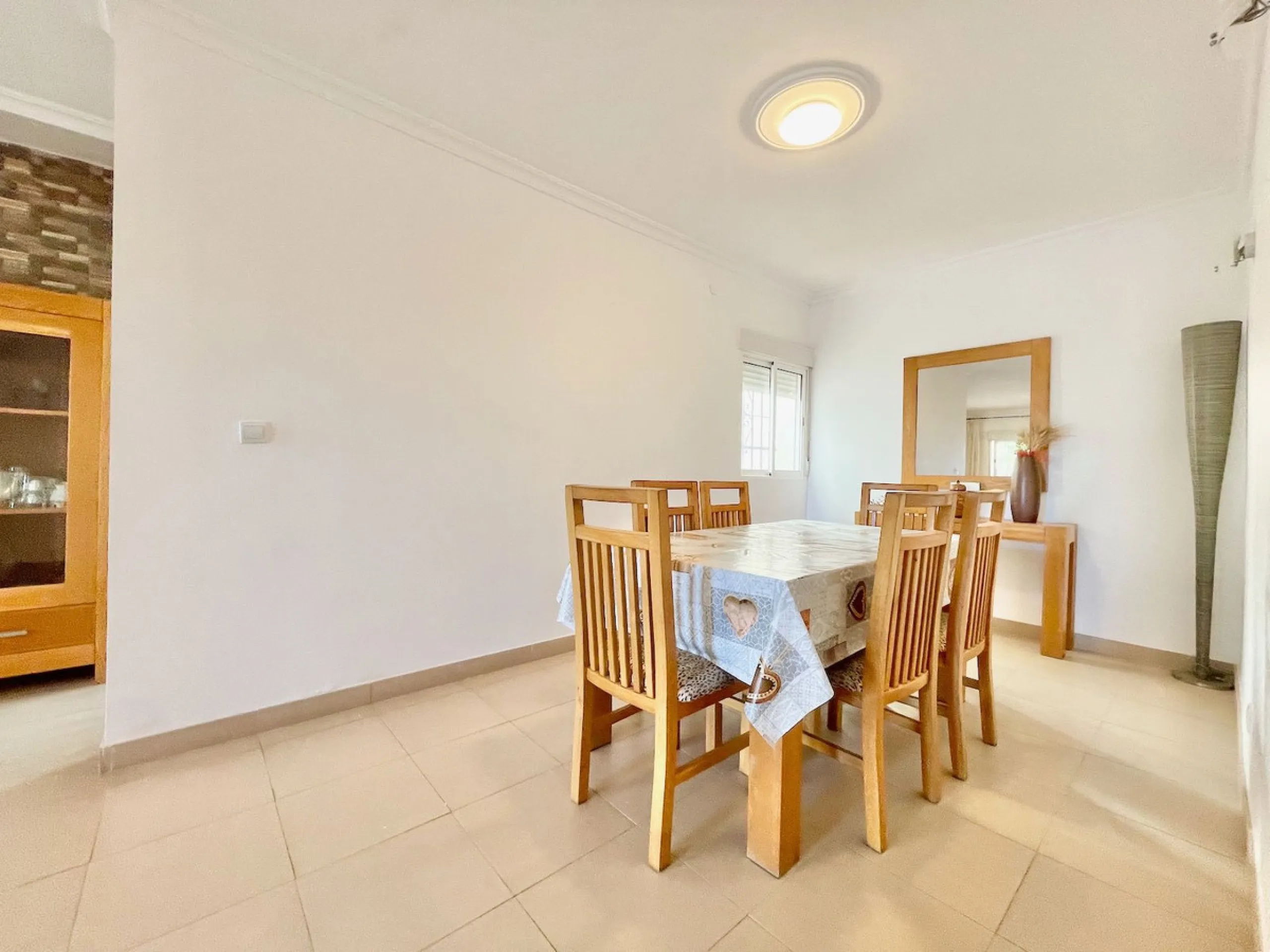 HOUSE WITH SEA VIEWS NEXT TO THE BEACH - FUENGIROLA.