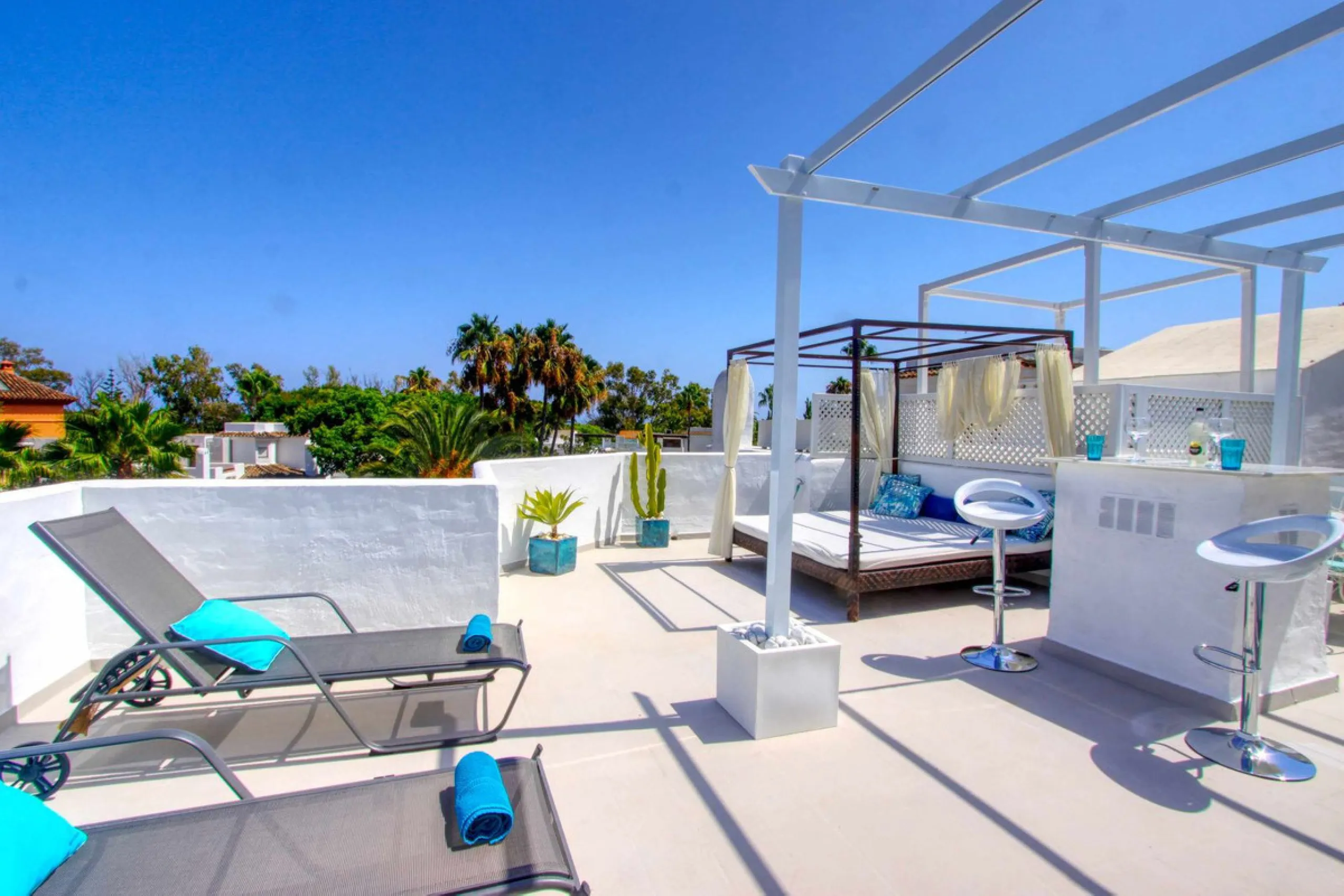 Great INvestment - return holiday rental 6%-7%  per year - 2 AMAZING BEACHFRONT  refurbished apartments earn directly income with existing bookings.  Situated on top of each other-  each 2 bedrooms 2 bathrooms- 2 new kitchen -2 new living dining area - al