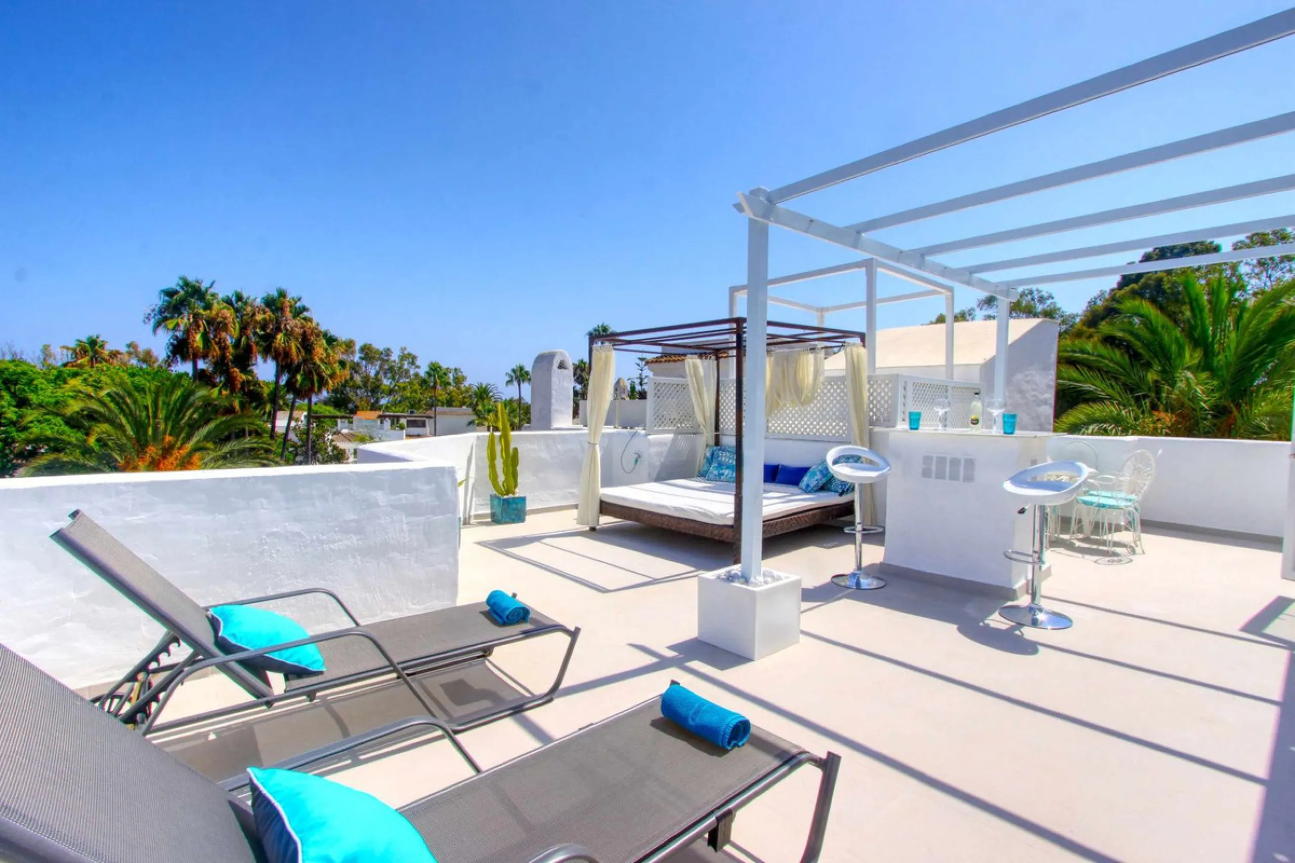 Great INvestment - return holiday rental 6%-7%  per year - 2 AMAZING BEACHFRONT  refurbished apartments earn directly income with existing bookings.  Situated on top of each other-  each 2 bedrooms 2 bathrooms- 2 new kitchen -2 new living dining area - al