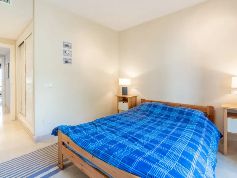 Apartment - Middle Floor Apartment в продаже в Benahavís, Málaga. В доме 3 спален и 2 ванных комнат. Площадь дома 131 м²