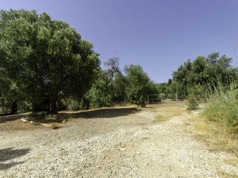 "Finca El Coronel", with an area of ​​64,735 m2, is located