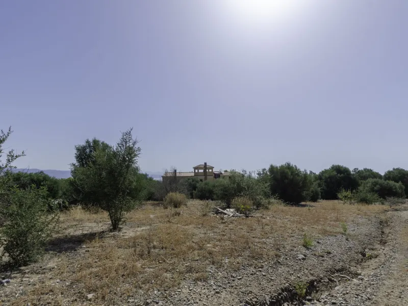 "Finca El Coronel", with an area of ​​64,735 m2, is located