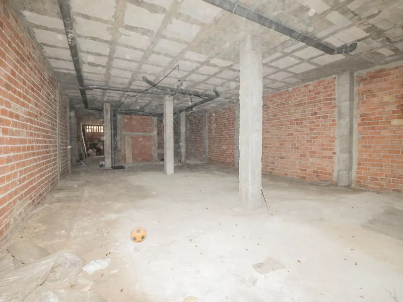 Commercial Premises, Fuengirola, Costa del Sol.