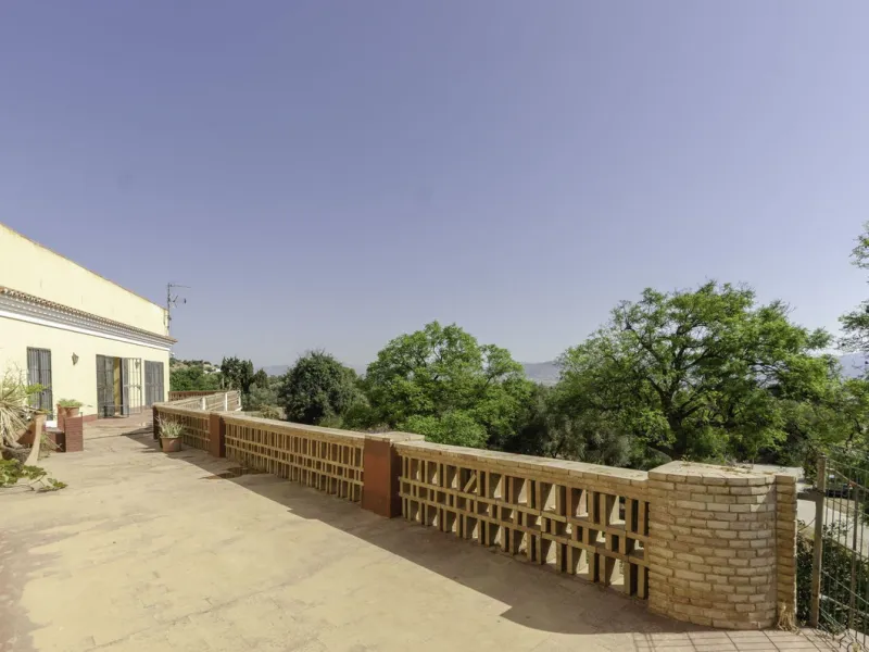 "Finca El Coronel", with an area of ​​64,735 m2, is located