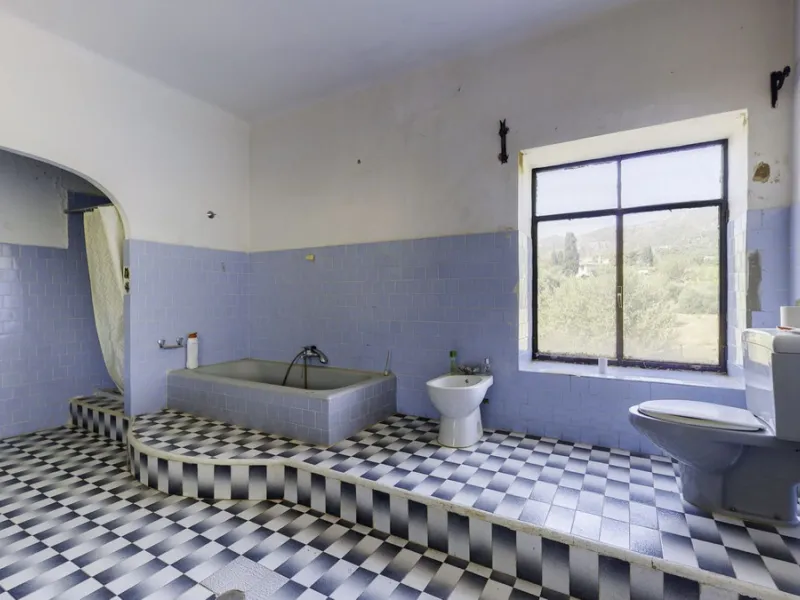 "Finca El Coronel", with an area of ​​64,735 m2, is located