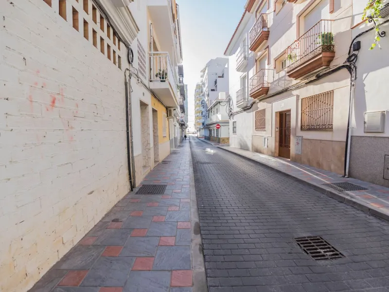 Commercial Premises, Fuengirola, Costa del Sol.