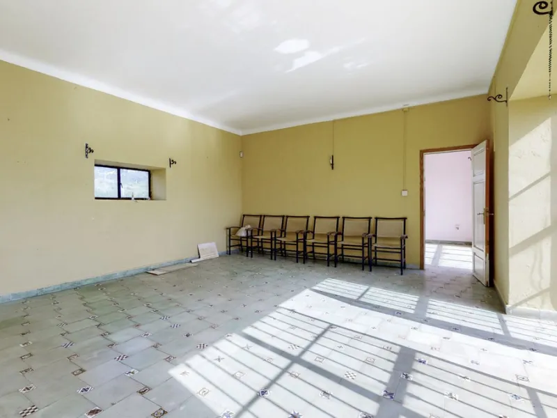 "Finca El Coronel", with an area of ​​64,735 m2, is located