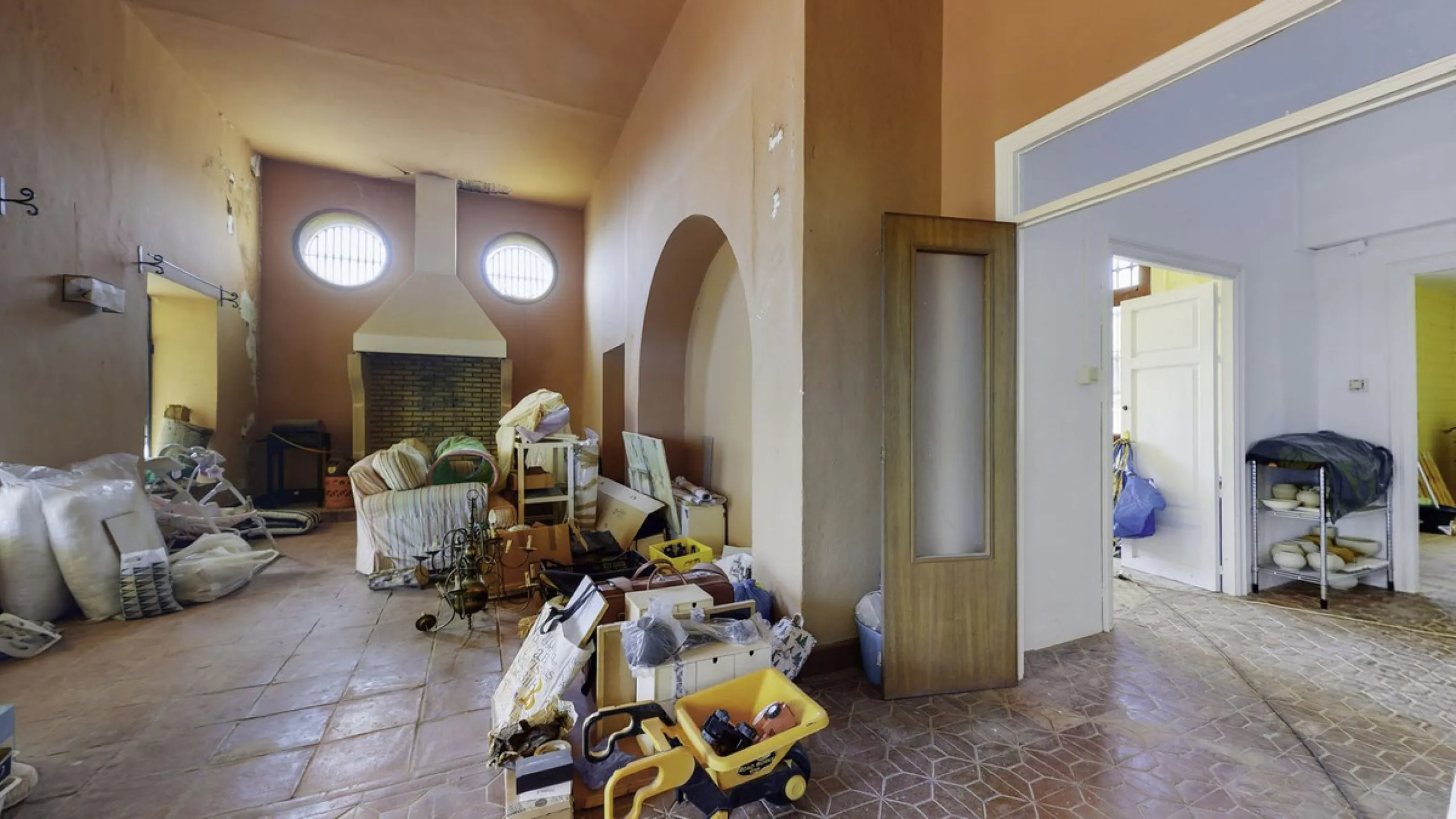 "Finca El Coronel", with an area of ​​64,735 m2, is located