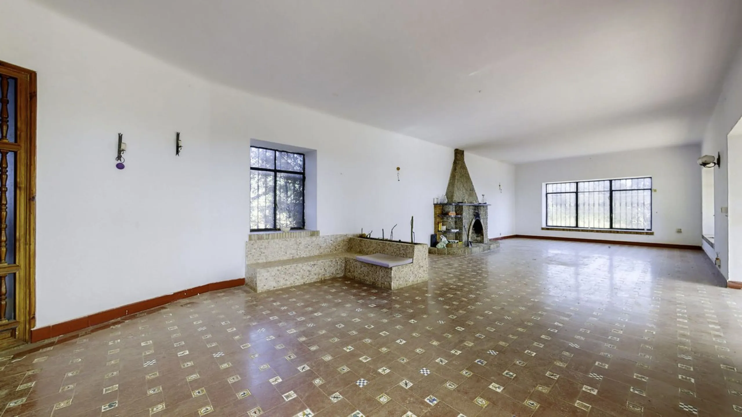 "Finca El Coronel", with an area of ​​64,735 m2, is located