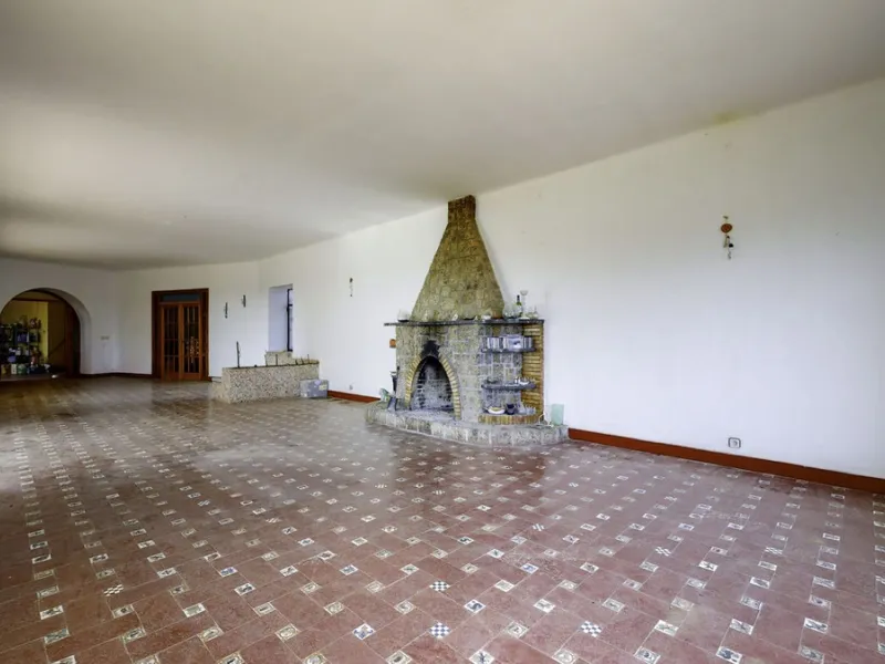 "Finca El Coronel", with an area of ​​64,735 m2, is located