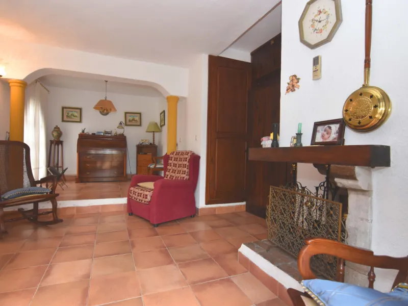 Large farm for sale in Mijas Costa 20 minutes from Marbella and 10 minutes from the center of Fuengirola.