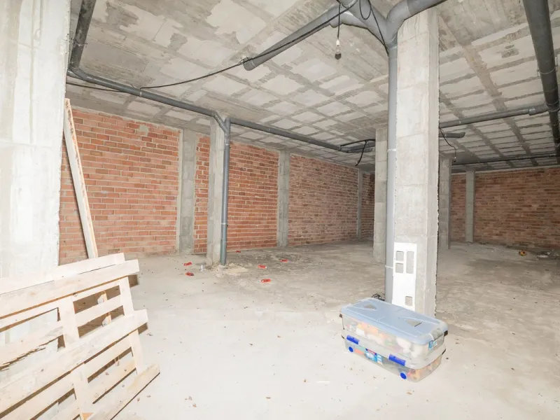 Commercial Premises, Fuengirola, Costa del Sol.