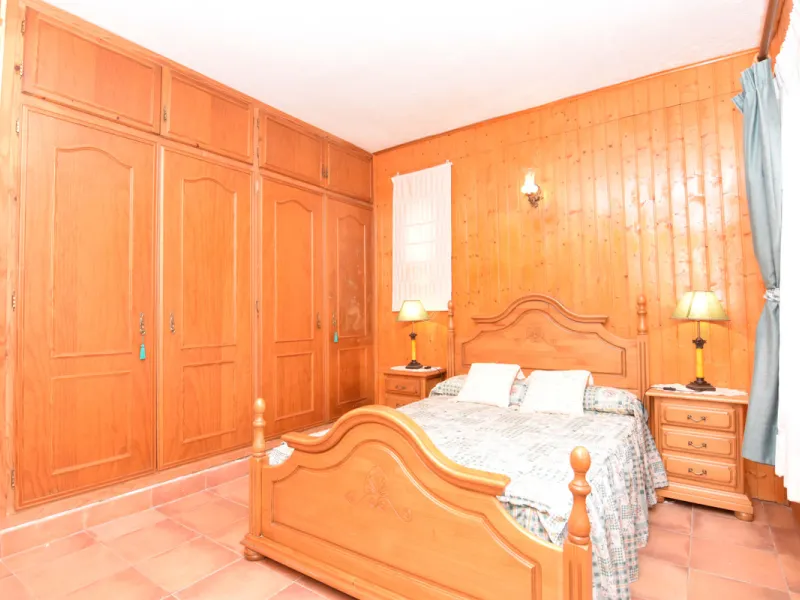 Large farm for sale in Mijas Costa 20 minutes from Marbella and 10 minutes from the center of Fuengirola.