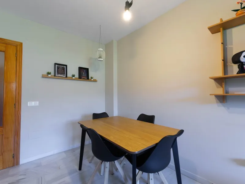 Apartment - Middle Floor Apartment в продаже в Mijas, Málaga. В доме 3 спален и 2 ванных комнат. Площадь дома 138 м²