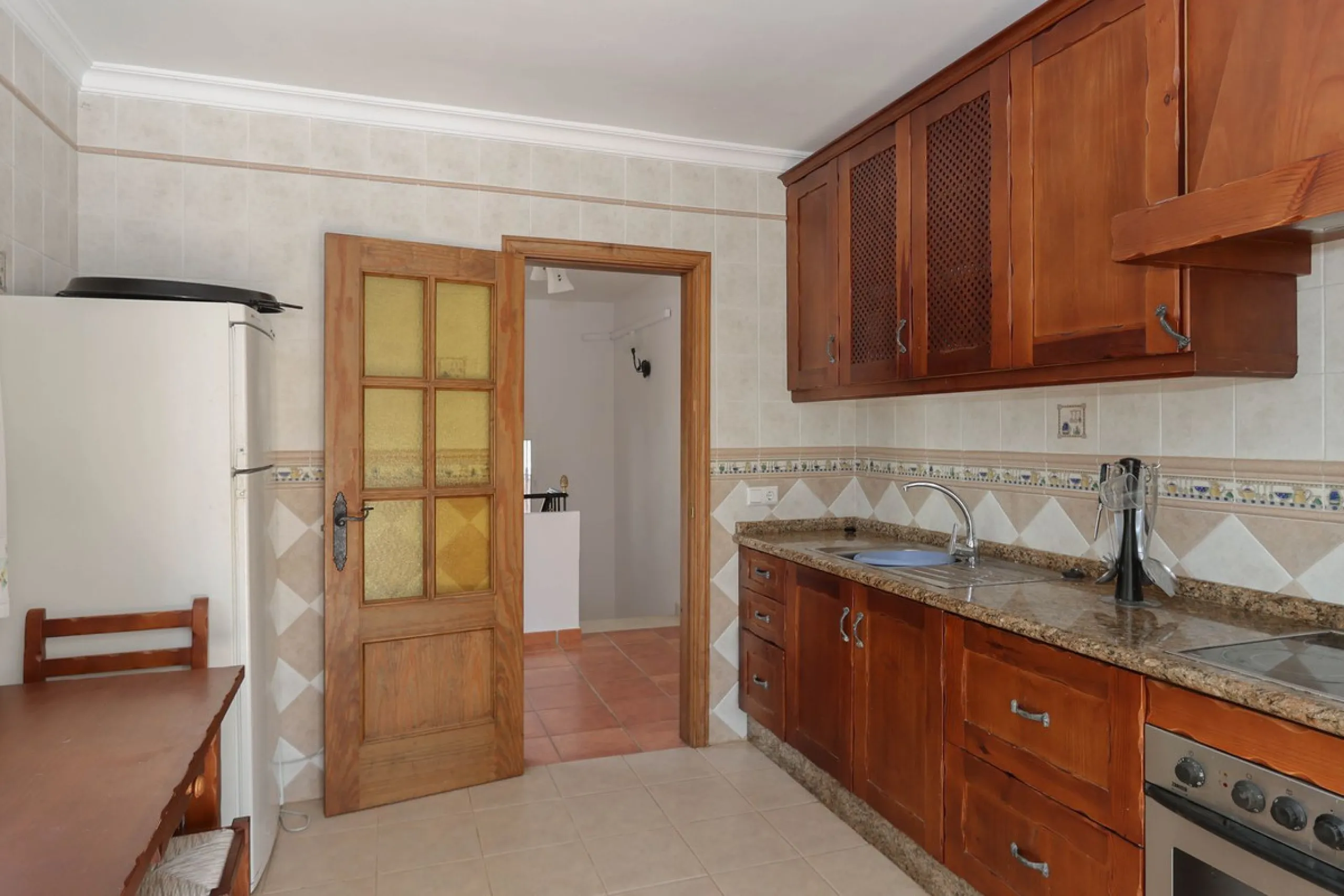 Charming country finca surrounded by usable land