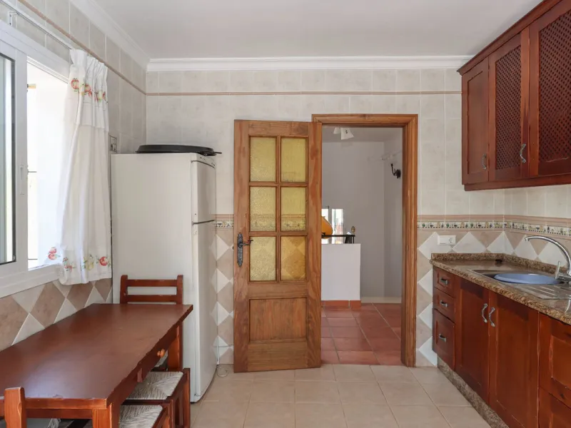Charming country finca surrounded by usable land