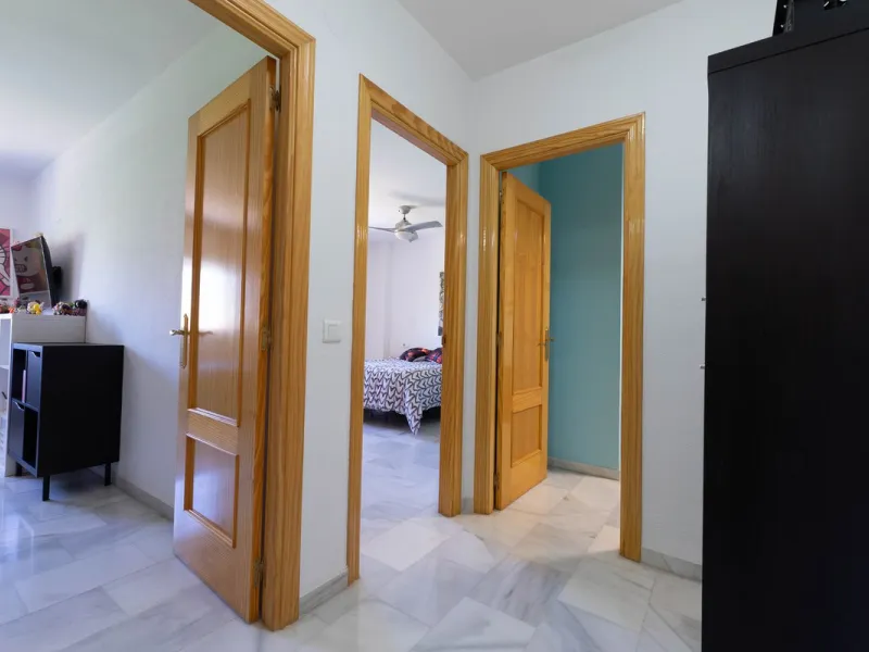 Apartment - Middle Floor Apartment в продаже в Mijas, Málaga. В доме 3 спален и 2 ванных комнат. Площадь дома 138 м²