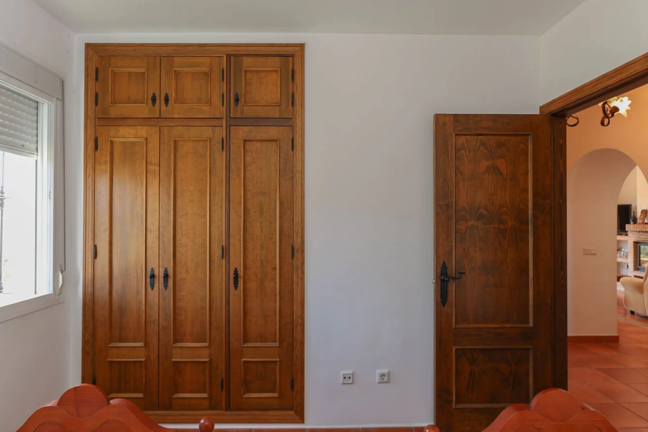 Charming country finca surrounded by usable land