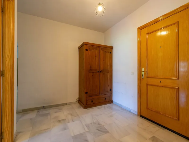 Apartment - Middle Floor Apartment в продаже в Mijas, Málaga. В доме 3 спален и 2 ванных комнат. Площадь дома 138 м²