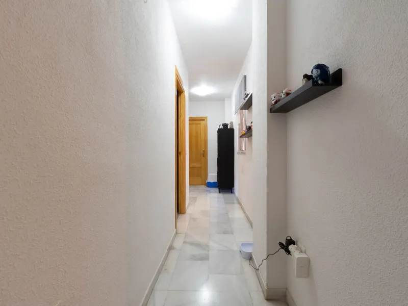 Apartment - Middle Floor Apartment в продаже в Mijas, Málaga. В доме 3 спален и 2 ванных комнат. Площадь дома 138 м²