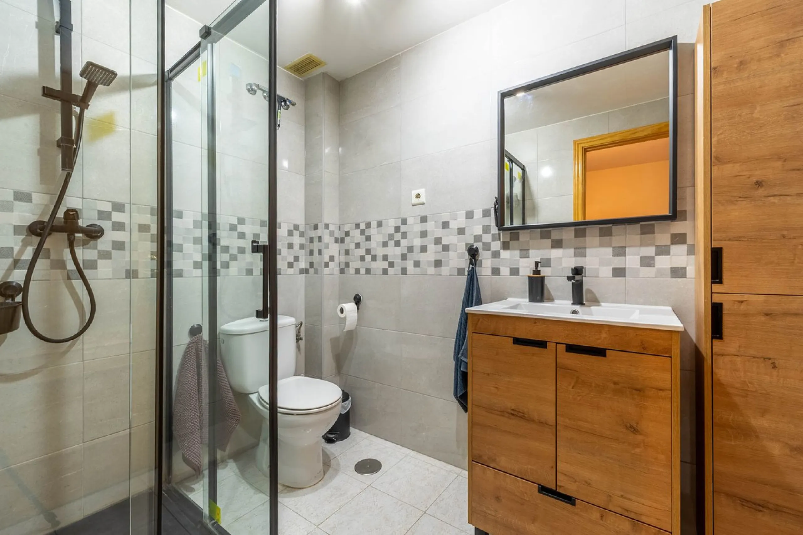 Apartment - Middle Floor Apartment в продаже в Mijas, Málaga. В доме 3 спален и 2 ванных комнат. Площадь дома 138 м²