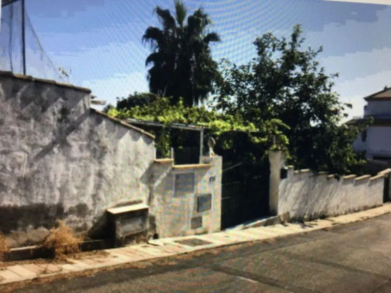 Possible to built up to 608m2