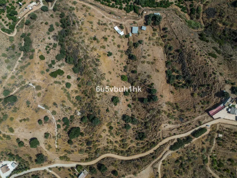 Plot - Land в продаже в Coín, Málaga. Площадь участка 79953 м²