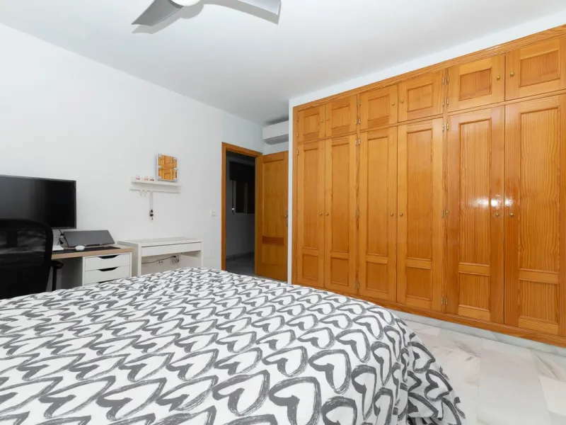 Apartment - Middle Floor Apartment в продаже в Mijas, Málaga. В доме 3 спален и 2 ванных комнат. Площадь дома 138 м²