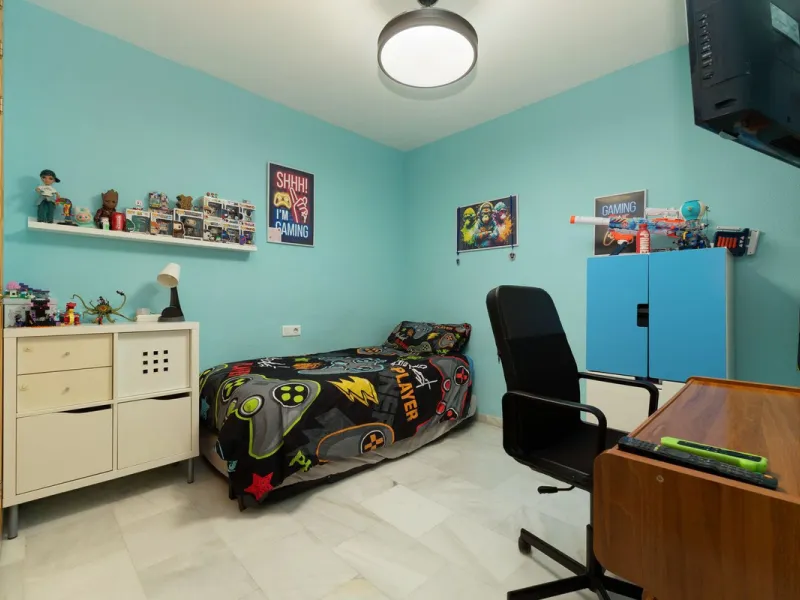 Apartment - Middle Floor Apartment в продаже в Mijas, Málaga. В доме 3 спален и 2 ванных комнат. Площадь дома 138 м²