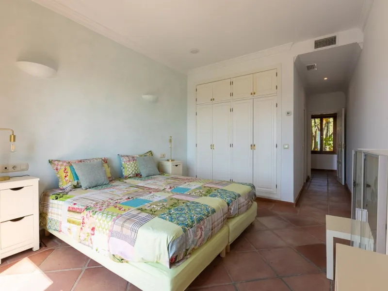 Escape to pure serenity with this exclusive, detached luxury villa—a remarkable 5-bedroom, 5-bathroom retreat complete with a private pool and breathtaking mountain and sea views. Perfectly positioned in the enchanting Montemayor Valley, within the pictur
