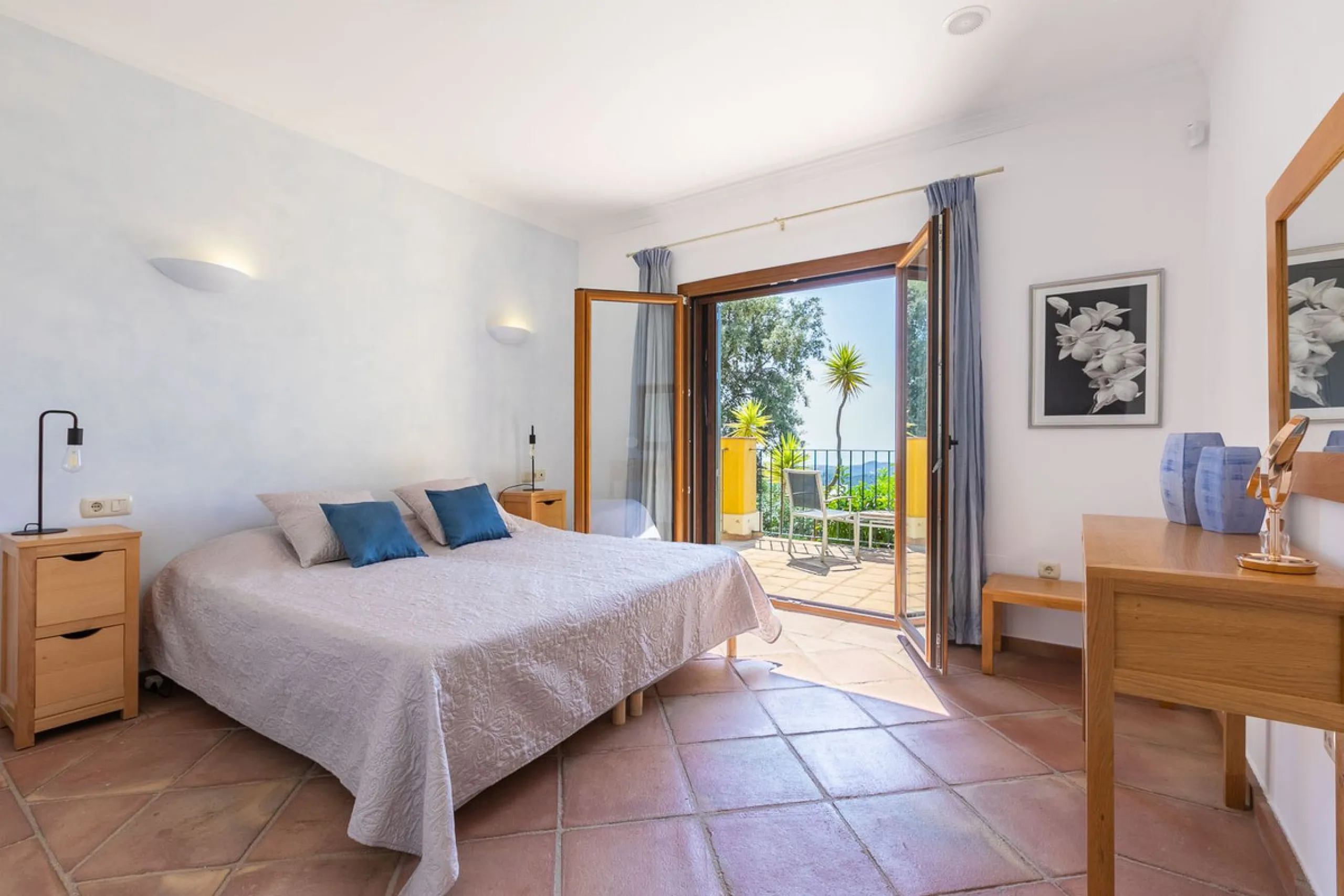 Escape to pure serenity with this exclusive, detached luxury villa—a remarkable 5-bedroom, 5-bathroom retreat complete with a private pool and breathtaking mountain and sea views. Perfectly positioned in the enchanting Montemayor Valley, within the pictur