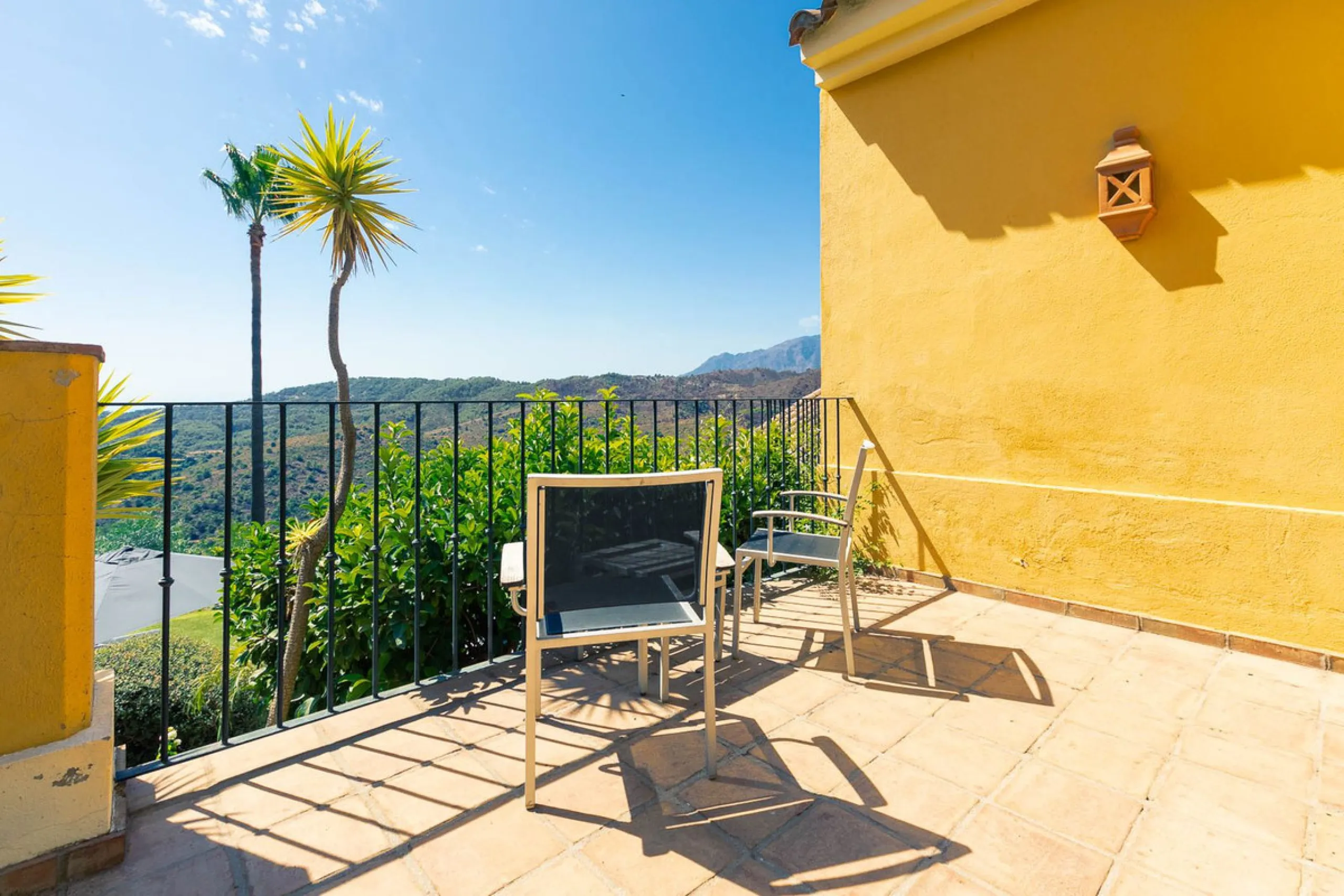 Escape to pure serenity with this exclusive, detached luxury villa—a remarkable 5-bedroom, 5-bathroom retreat complete with a private pool and breathtaking mountain and sea views. Perfectly positioned in the enchanting Montemayor Valley, within the pictur
