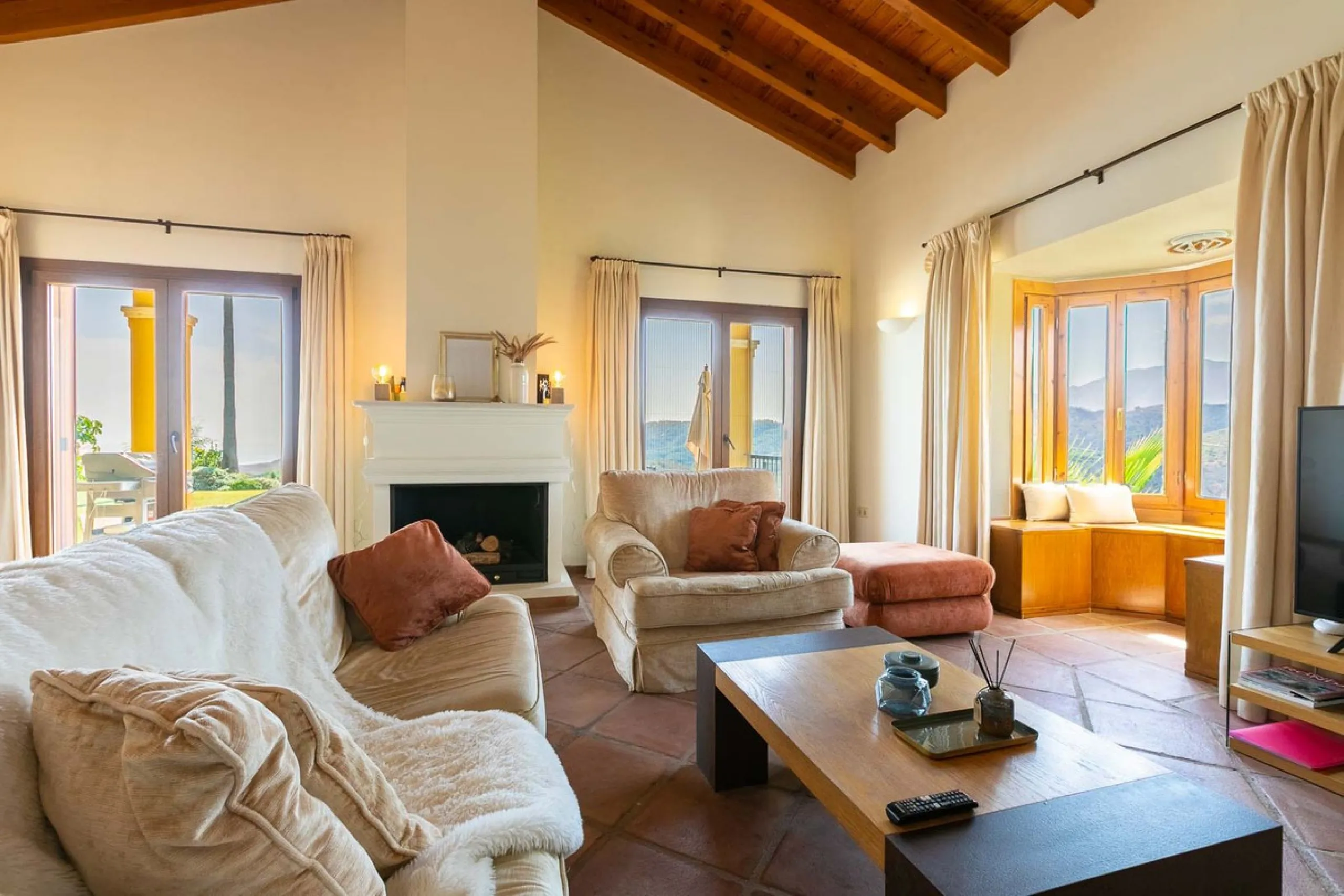 Escape to pure serenity with this exclusive, detached luxury villa—a remarkable 5-bedroom, 5-bathroom retreat complete with a private pool and breathtaking mountain and sea views. Perfectly positioned in the enchanting Montemayor Valley, within the pictur