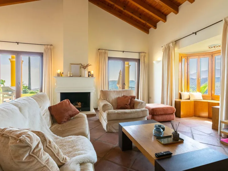 Escape to pure serenity with this exclusive, detached luxury villa—a remarkable 5-bedroom, 5-bathroom retreat complete with a private pool and breathtaking mountain and sea views. Perfectly positioned in the enchanting Montemayor Valley, within the pictur