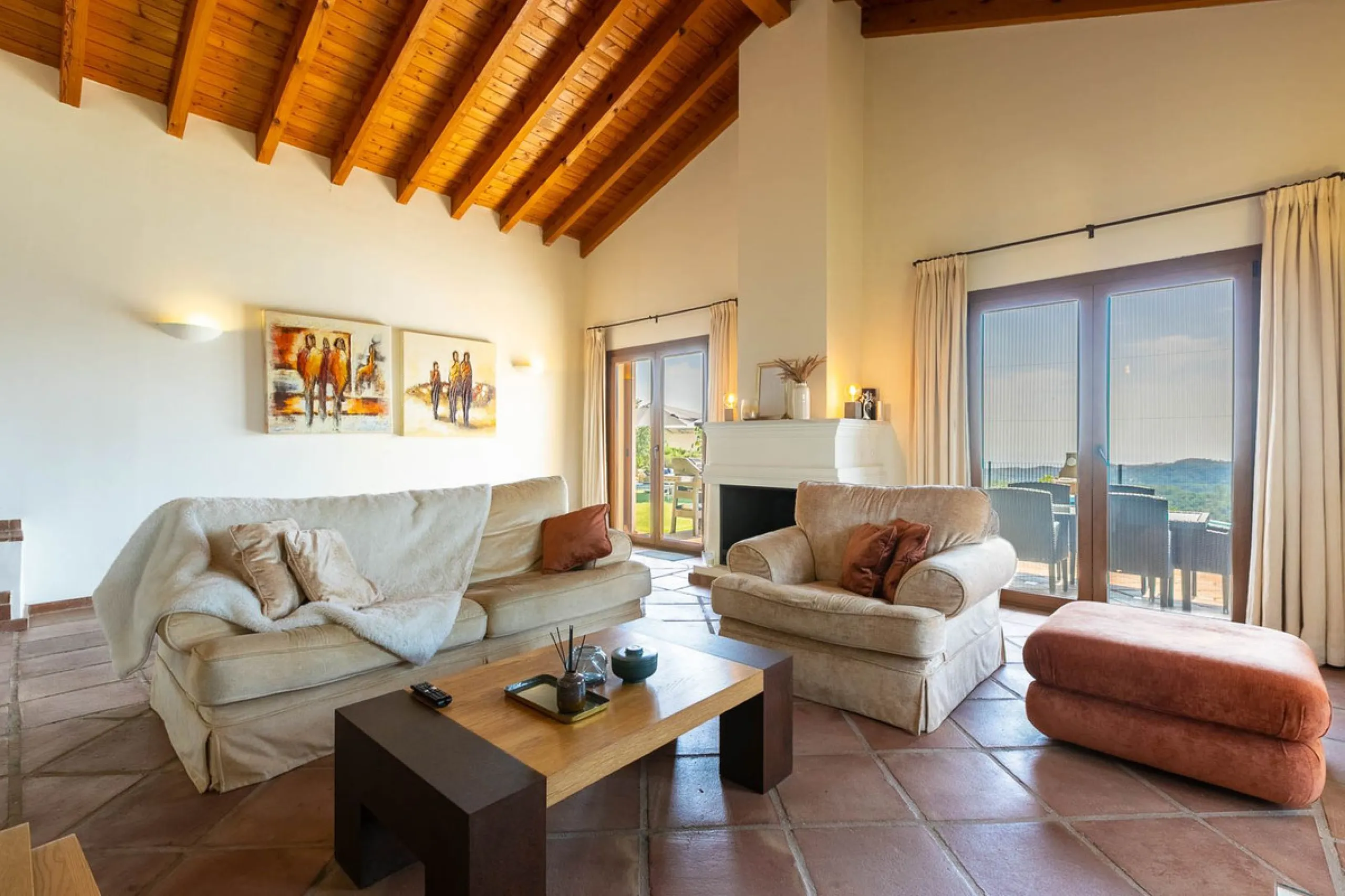 Escape to pure serenity with this exclusive, detached luxury villa—a remarkable 5-bedroom, 5-bathroom retreat complete with a private pool and breathtaking mountain and sea views. Perfectly positioned in the enchanting Montemayor Valley, within the pictur