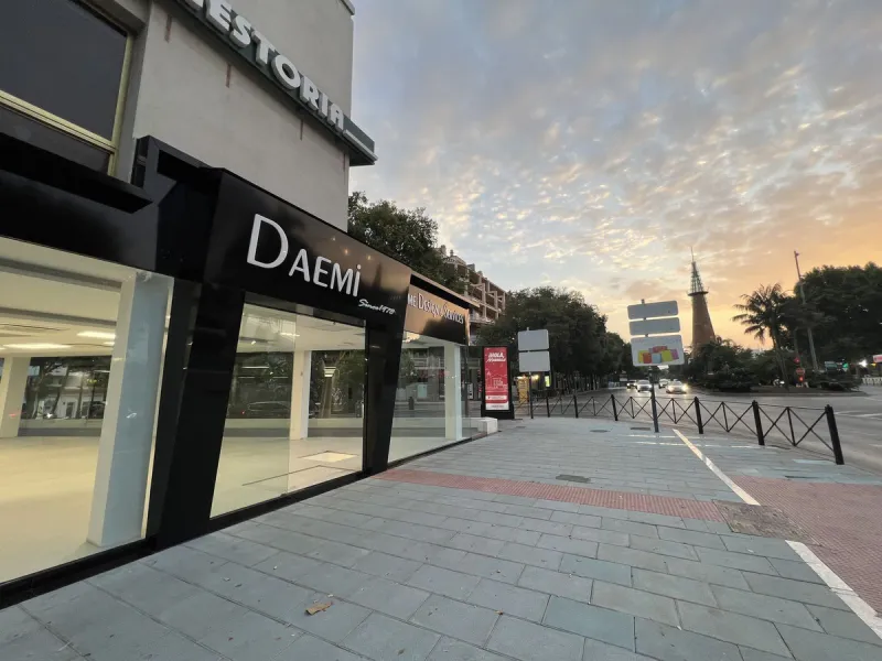 ONE OF A KIND COMMERCIAL PROPERTY INVESTOR OPPORTUNITY IN MARBELLA CITY CENTER