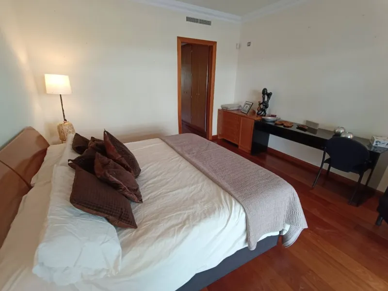 Apartment - Ground Floor Apartment в продаже в Marbella, Málaga. В доме 2 спален и 2 ванных комнат. Площадь дома 157 м²