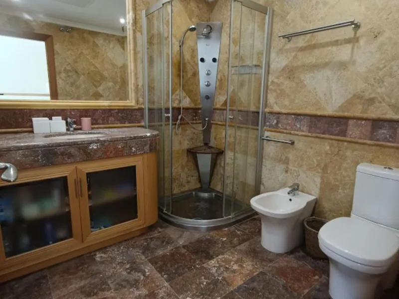 Apartment - Ground Floor Apartment в продаже в Marbella, Málaga. В доме 2 спален и 2 ванных комнат. Площадь дома 157 м²