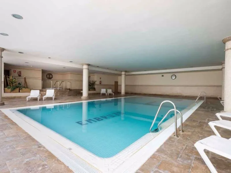 Apartment - Ground Floor Apartment в продаже в Marbella, Málaga. В доме 2 спален и 2 ванных комнат. Площадь дома 157 м²