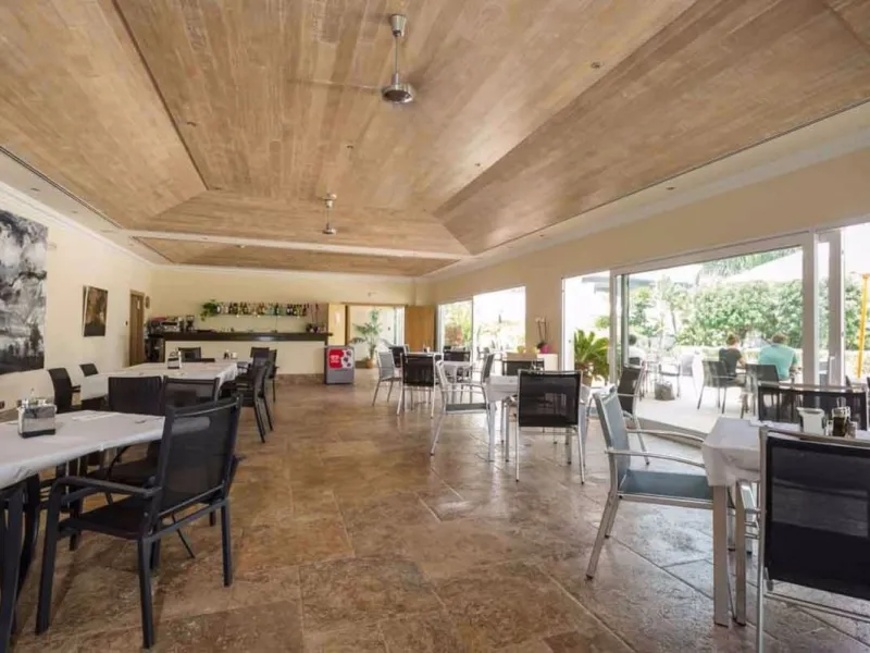 Apartment - Ground Floor Apartment в продаже в Marbella, Málaga. В доме 2 спален и 2 ванных комнат. Площадь дома 157 м²