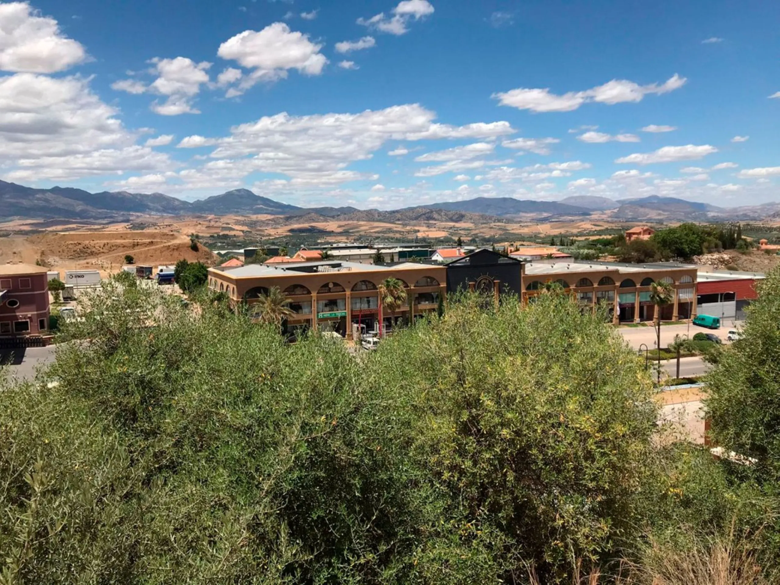 Plot - Commercial Plot в продаже в Coín, Málaga. Площадь участка 6950 м²